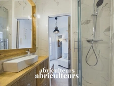 PARIS /LES OLYMPIADES- APPARTEMENT - 2 PIECES -  21 M2