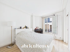 Charmant appartement  lumineux<span></span>50,7 m²<span></span>2 pièces<span></span>Courbevoie
