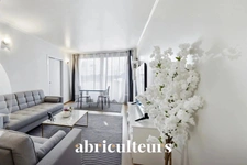 COLOMBES<span></span>APPARTEMENT FAMILIAL<span></span>4 Pièces<span></span>80 m²<span></span>balcon
