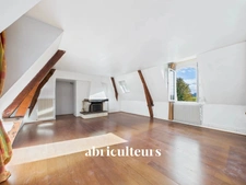 Appartement de charme – 103,71 m² – Dernier étage