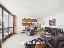 Panorama d'exception en dernier étage<span></span>Appartement T5 de 99m² à Garches (92500)