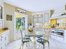 ÉLÉGANTE - VILLA RÉNOVÉE - LUBERON -CHEVAL BLANC