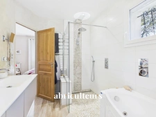 ÉLÉGANTE - VILLA RÉNOVÉE - LUBERON -CHEVAL BLANC