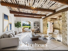 Authentique - Mas Provençal - 350m² - Cheval-Blanc