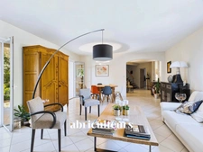 ÉLÉGANTE - VILLA RÉNOVÉE - LUBERON -CHEVAL BLANC