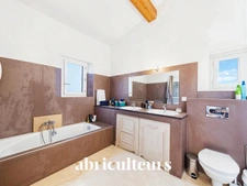 Vue exceptionnelle<span></span> Villa <span></span>170m²<span></span>Lourmarin / Puyvert