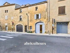 Charmante maison de village rénovée<span></span>56 m²<span></span>BONNIEUX