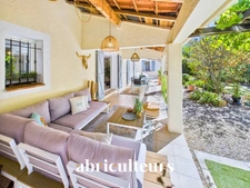 PROPRIÉTÉ DE CHARME AVEC 2 GÎTES 4 étoiles<span></span>AUPS<span></span> AUX PORTES DU VERDON