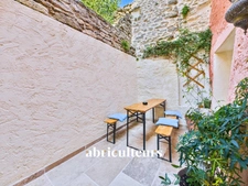 Charmante maison de village rénovée<span></span>56 m²<span></span>BONNIEUX