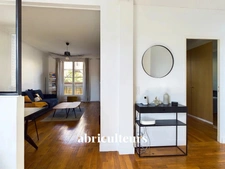 Magnifique 2 pièces à Clichy avec balcon<span></span>Avenue Anatole France<span></span>Entrée de ville<span></span>Clichy