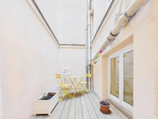 Rare<span></span>38 m²<span></span>2 pièces avec terrasse interieure– Paris 11e Rue de la Fontaine au Roi
