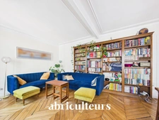 Appartement 3 pièces au pied du Sacré Cœur en Montmartre (75018)