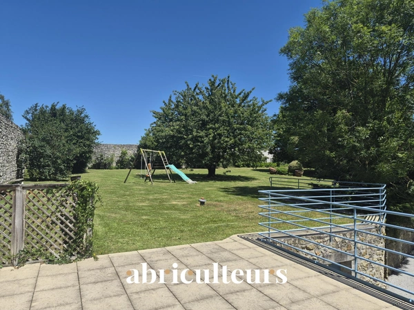 Maison de caractère au porte de Granville, maison familiale, gîte ou événementiel, en vente à Yquelon 50400