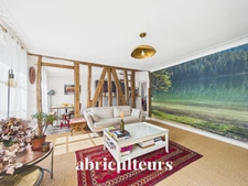 Appartement de Caractère Traversant<span></span>3 Pièces<span></span>Paris 18ème (Limite 17ème)