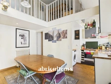 Superbe Duplex 2/3 pièces de 55 m²<span></span>Quartier Europe / Batignolles