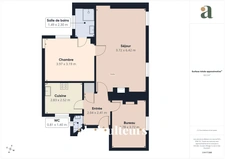 Rue des Batignolles : 3 Pièces au Dernier Étage avec Ascenseur