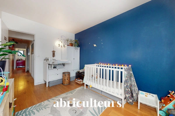 Appartement lumineux avec vue dégagée en vente à Paris 19ème 75019