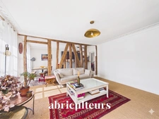 Appartement de Caractère Traversant – 3 Pièces – Paris 18ème (Limite 17ème)