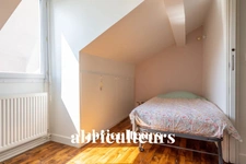 FONTENAY-SOUS-BOIS<span></span>SECTEUR VILLAGE / CLOS D'ORLEANS<span></span>MAISON RENOVÉE<span></span>5 PIECES<span></span>3 CHAMBRES<span></span>115 M2<span></span>885.000 €