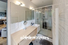 PARIS 10 EME / QUARTIER CANAL SAINT-MARTIN - APPARTEMENT - 4 PIECES - 3 CHAMBRES - 80 m2 - 749.000€