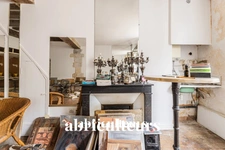 PARIS 1ER / LES HALLES<span></span>DUPLEX<span></span>2 PIÈCES<span></span>1 CHAMBRE<span></span>47m2<span></span>574.000 €