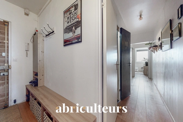 Appartement lumineux avec vue dégagée en vente à Paris 19ème 75019