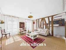 Appartement de Caractère Traversant<span></span>3 Pièces<span></span>Paris 18ème (Limite 17ème)