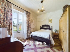 Maison à rénover<span></span>4 chambres<span></span>jardin et terrasse<span></span>garage<span></span>Noirmoutier-en-l’île