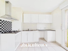 Maison familliale de 97,54 m2<span></span>4 chambres<span></span>Jardin<span></span>Garage<span></span>Bouguenais<span></span>Allée de la Jaguère