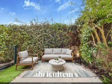 Appartement de 65,18m2<span></span>DPE C<span></span>Immeuble de 2011<span></span>2 chambres -terrasse de 13,75m2 <span></span>1 parking<span></span>Espace vélo<span></span>26 rue des grenouilles<span></span>Nantes