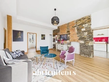 Bel appartement de 94m2 — Traversant et lumineux - DPE C - 3 Chambres spacieuses  - Cave et Grenier - Nantes - Proche rue de la bastille