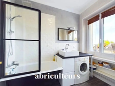 Appartement lumineux de 86,6m2 - Rénovation de 2020 - Dernier étage sur 3 - Quartier Monselet - Rue Charles Monselet