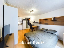 Nantes<span></span>Hypercentre<span></span>Appartement<span></span>1 Pièce<span></span>435€ CC<span></span>Rue Beauregard