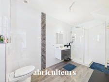 Grande maison d'architecte de 219M2<span></span>DPE C<span></span>Jardin<span></span>5 chambres<span></span>Mobilier sur-mesure<span></span>Un garage/buanderie<span></span>2 parking<span></span>Rezé<span></span>Rue de l’Aérodrome