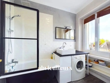 Appartement lumineux de 86,6m2<span></span>Rénovation de 2020<span></span>Dernier étage sur 3<span></span>Quartier Monselet<span></span>Rue Charles Monselet