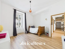 Bel appartement de 94m2 — Traversant et lumineux - DPE C - 3 Chambres spacieuses  - Cave et Grenier - Nantes - Proche rue de la bastille