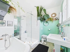 Spacieuse maison familiale de 230 m² – 7 chambres - Garage - Pompe à chaleur - Quartier Procé