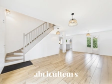 Maison familliale - Excellent agencement - 3 chambres et 1 bureau  - DPE C - Garage et parking - Jardin - Nantes - Haluchère - Rue du Patis Rondin