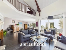 Magnifique maison de 259m2 - 4 chambres - Piscine intérieure - Domaine du Haut Bissin - Garage - Terrain de 1800m2