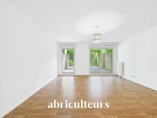 Appartement de 64,46m2<span></span>DPE A<span></span>Immeuble de 2015<span></span>2 chambres -Loggia de 24m2 <span></span>1 parking<span></span>local vélo privatif<span></span>22 rue August Lepère- Nantes