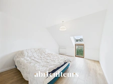 Maison familliale - Excellent agencement - 3 chambres et 1 bureau  - DPE C - Garage et parking - Jardin - Nantes - Haluchère - Rue du Patis Rondin