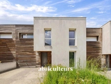 Maison familliale de 97,54 m2 - 4 chambres - Jardin - Garage - Bouguenais - Allée de la Jaguère