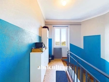 Appartement lumineux de 86,6m2<span></span>Rénovation de 2020<span></span>Dernier étage sur 3<span></span>Quartier Monselet<span></span>Rue Charles Monselet