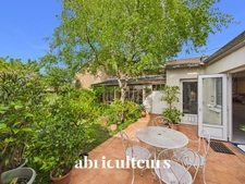 Charmante maison familiale - 178m2 - 6 chambres - Vaste séjour - Jardin et terrasse - Garage - Au cœur de Zola