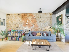 Maison en copropriété de 88,7m2 au sol (71m2 carrez) <span></span>Rénovation de 2021<span></span>Jardin privatif de 168m2 <span></span>Garage<span></span>3 caveaux<span></span>Entre Chantenay et Zola