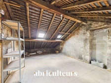Bel appartement de 94m2 — Traversant et lumineux - DPE C - 3 Chambres spacieuses  - Cave et Grenier - Nantes - Proche rue de la bastille