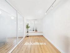 Bureau de 64m2 - 3 bureaux et 1 open space - 1 espace cuisine - WC et douche - Dépendance - 98 rue Jean Fraix - Rezé