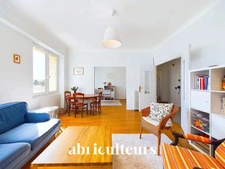 Appartement lumineux de 86,6m2 - Rénovation de 2020 - Dernier étage sur 3 - Quartier Monselet - Rue Charles Monselet