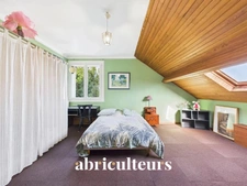 Spacieuse maison familiale de 230 m²<span></span>7 chambres<span></span>Garage<span></span>Pompe à chaleur<span></span>Quartier Procé