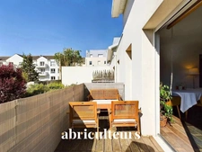 Bel appartement de 66,25m2 - Sans travaux - Balcon au sud - Parking - Quartier République - Rue Saint-Hermeland